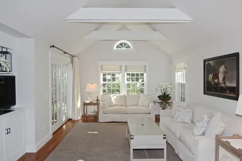 55 North Summer Street Edgartown MA 02539