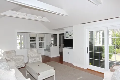 55 North Summer Street Edgartown MA 02539