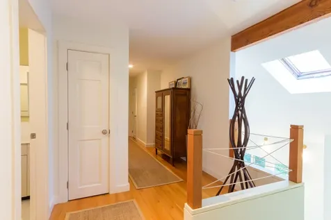 218 Lake Street Vineyard Haven MA 02568