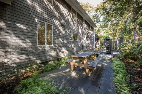 218 Lake Street Vineyard Haven MA 02568