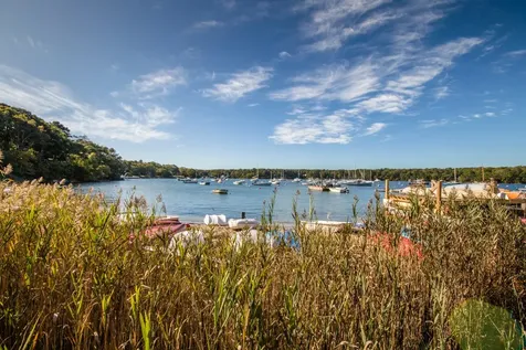 218 Lake Street Vineyard Haven MA 02568
