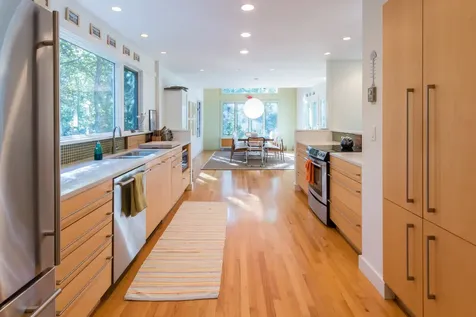 218 Lake Street Vineyard Haven MA 02568