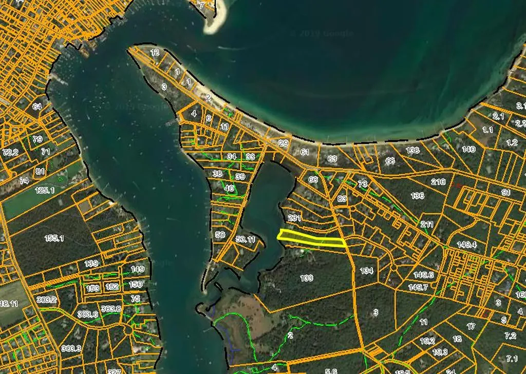 28 Litchfield Road Edgartown MA 02539