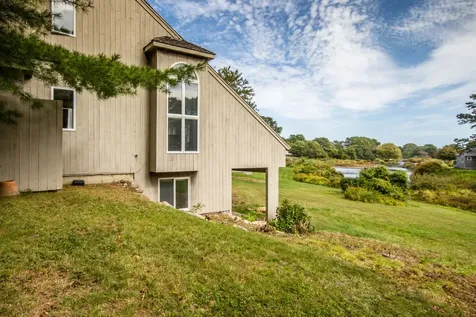 9 Stone Pound Way Oak Bluffs MA 02557