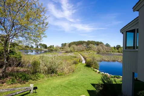 9 Stone Pound Way Oak Bluffs MA 02557