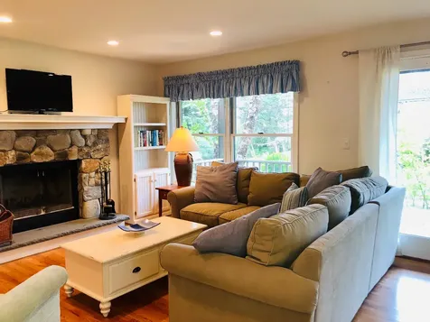 91 Weeks Lane Edgartown MA 02539