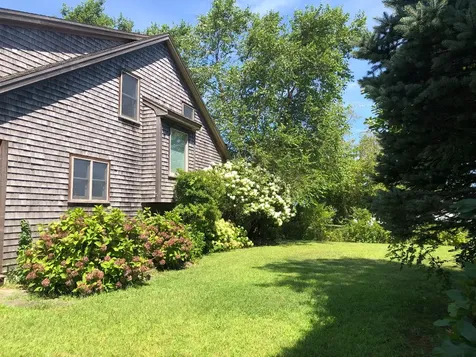 91 Weeks Lane Edgartown MA 02539