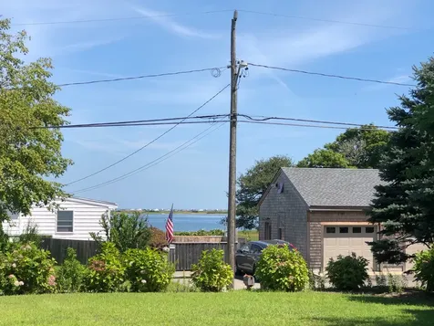 91 Weeks Lane Edgartown MA 02539