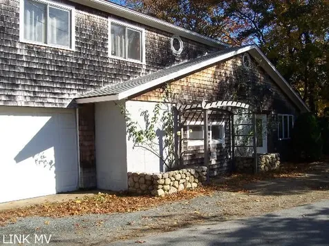 13 Maple Avenue Oak Bluffs MA 02557