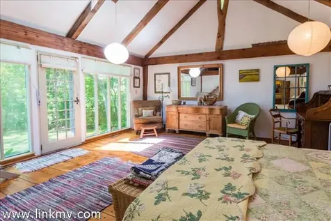 14 Mayhew Norton Road West Tisbury MA 02575