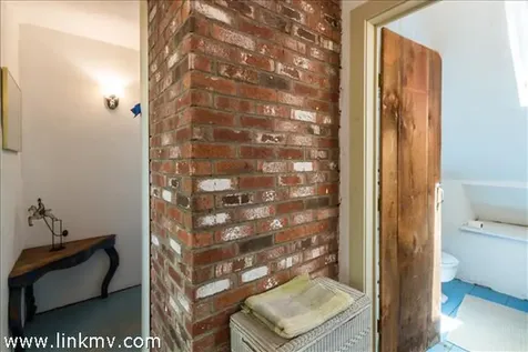 14 Mayhew Norton Road West Tisbury MA 02575