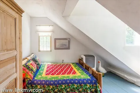 14 Mayhew Norton Road West Tisbury MA 02575