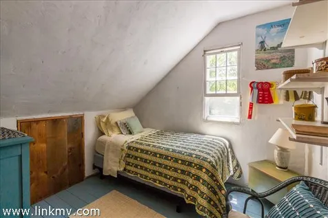 14 Mayhew Norton Road West Tisbury MA 02575