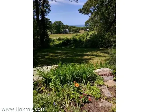 14 Mayhew Norton Road West Tisbury MA 02575