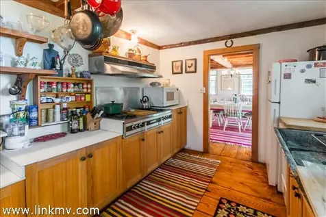 14 Mayhew Norton Road West Tisbury MA 02575
