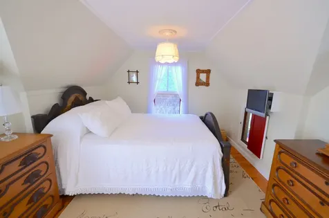 72 & 73 Trinity Park Oak Bluffs MA 02557