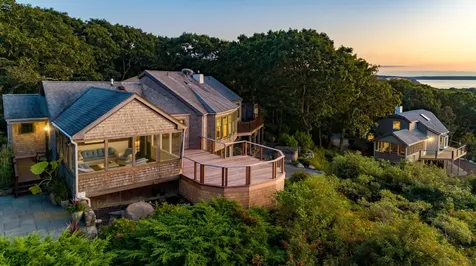 69 Putnam Road Chilmark MA 02535