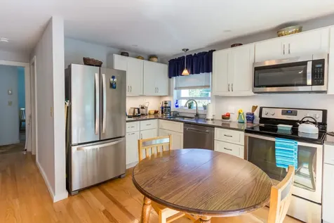 6 Hitchings Circle Oak Bluffs MA 02557