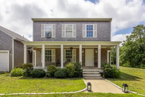 2 Sparrow Lane Edgartown MA 02539