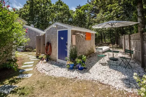 4 Haystack Lane Edgartown MA 02539