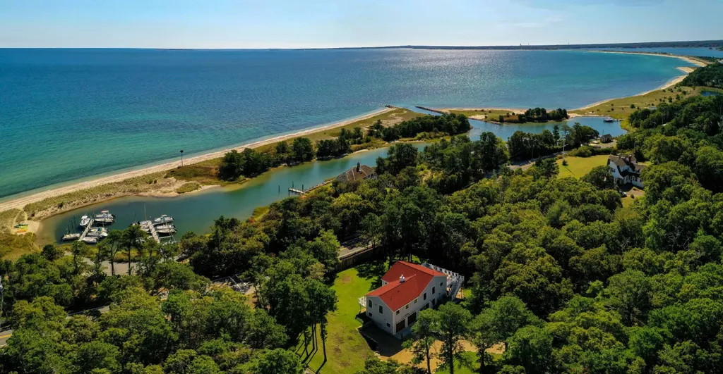 6 Marthas Park Road Oak Bluffs MA 02557
