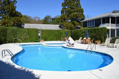20 Pease Point Way Edgartown MA 02539
