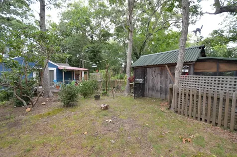 11 Myrtle Avenue Oak Bluffs MA 02557