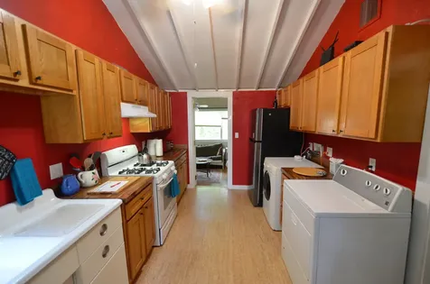 11 Myrtle Avenue Oak Bluffs MA 02557