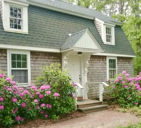 40 Eastville Avenue Oak Bluffs MA 02557