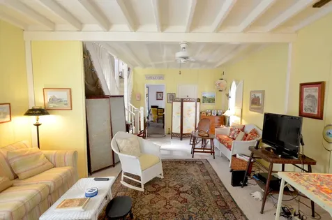 7 West Clinton Avenue Oak Bluffs MA 02557