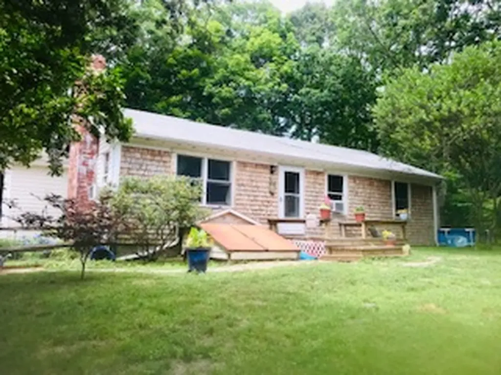 22 Windy Hill Road Oak Bluffs MA 02557