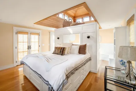 7 Scrub Oak Drive Edgartown MA 02539