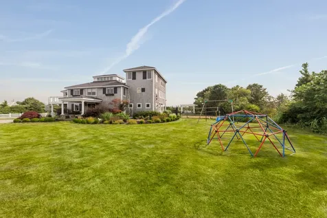 7 Scrub Oak Drive Edgartown MA 02539