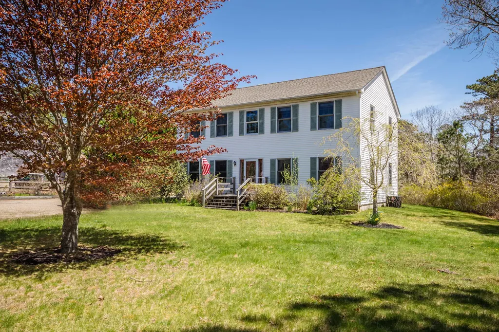 73 Windsor Drive Edgartown MA 02539