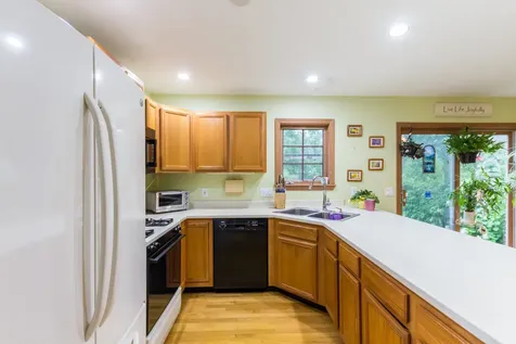 73 Windsor Drive Edgartown MA 02539