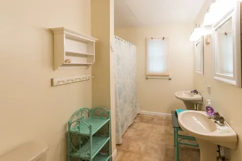 108 Charles Neck Way West Tisbury MA 02575