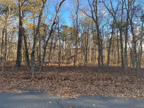 27 Tower Ridge Road Oak Bluffs MA 02557
