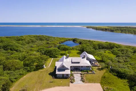 10 Jacobs Neck Road Edgartown MA 02539