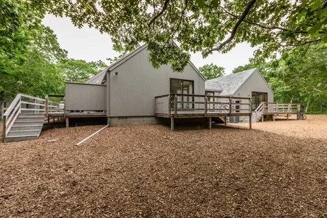 24 South Roger Road Edgartown MA 02539