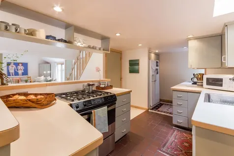 24 South Roger Road Edgartown MA 02539