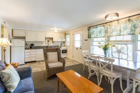 15 Mill Street Edgartown MA 02539