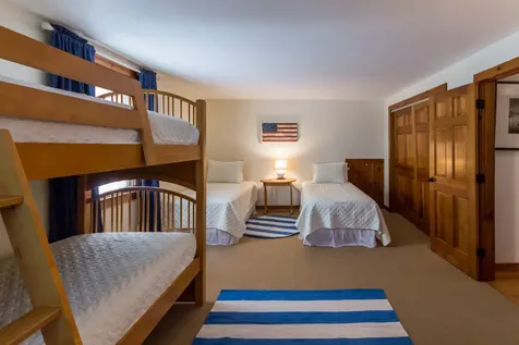 7 Vickers Street Edgartown MA 02539