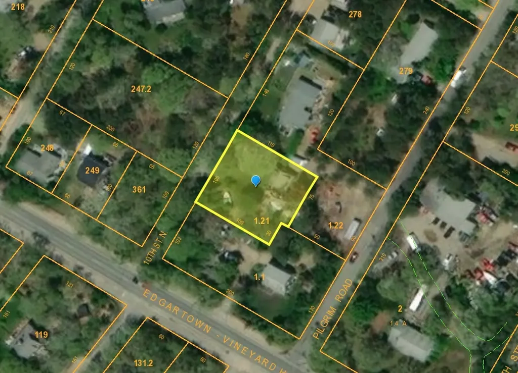 18 Pilgrim Road Edgartown MA 02539