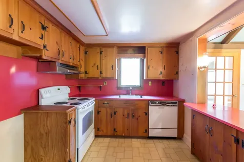 15 Jernegan Pond Road Edgartown MA 02539