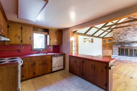 15 Jernegan Pond Road Edgartown MA 02539