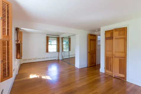 15 Jernegan Pond Road Edgartown MA 02539