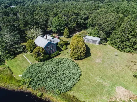 15 Jernegan Pond Road Edgartown MA 02539