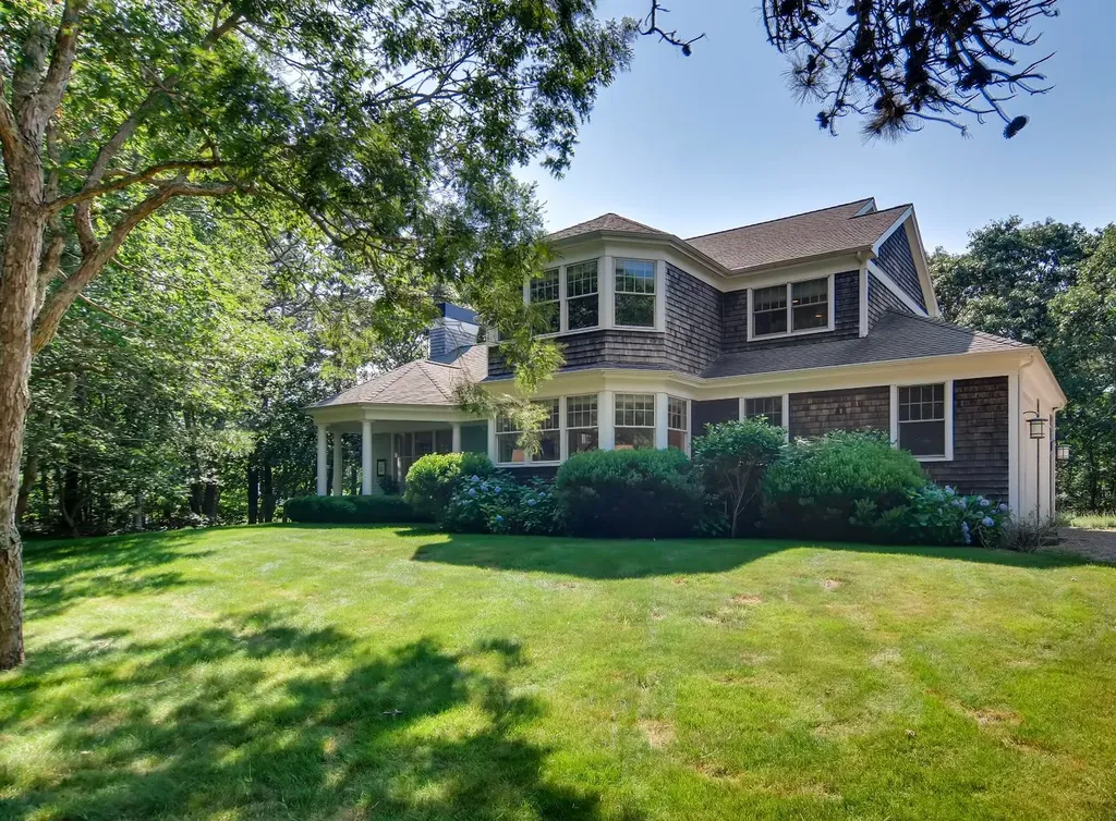 226 Pond Road West Tisbury MA 02575