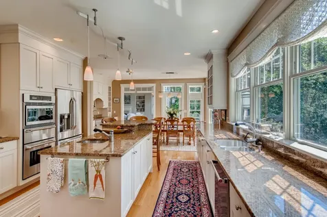 226 Pond Road West Tisbury MA 02575