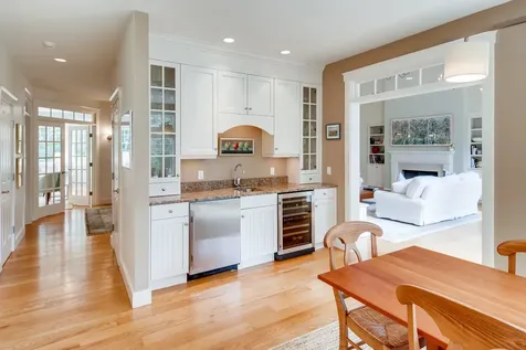 226 Pond Road West Tisbury MA 02575